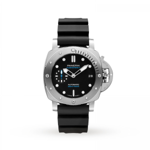 Panerai Submersible 42mm Mens Watch PAM00973